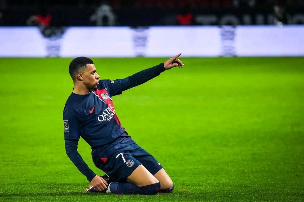 已与皇马达成免签协议?姆巴佩拒绝沙特天价合同 已与皇马达成免签协议?姆巴佩拒绝沙特天价合同